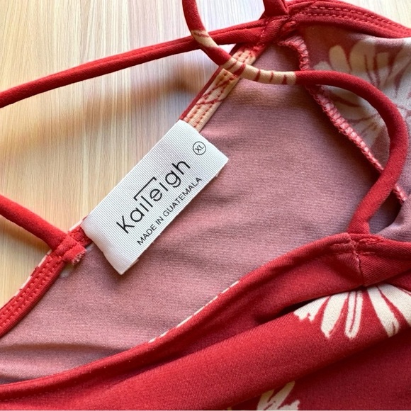 Kalieigh Coral Pink Floral Cold Shoulder Top – XL – Stitch Fix - Picture 12 of 15